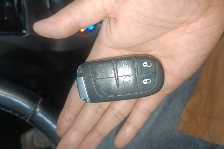 Used Jeep Grand Cherokee 2020 3.0L Elite Navigation Edition Vehicle Key