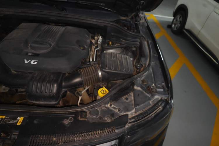Used Jeep Grand Cherokee 2020 3.0L Professional Navigation Edition Engine Bay Left