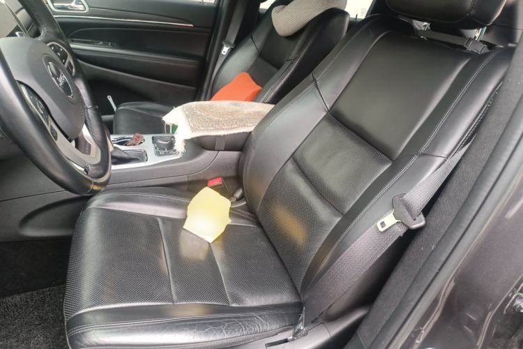 Used Jeep Grand Cherokee 2020 3.0L Elite Navigation Edition Left Front Seat