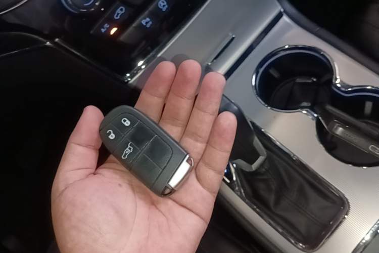 Used Jeep Grand Cherokee 2020 3.0L Elite Navigation Edition Vehicle Key