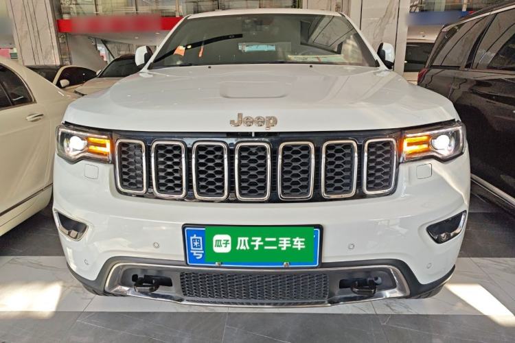 Used Jeep Grand Cherokee 2020 3.0L Elite Navigation Edition Exterior 1