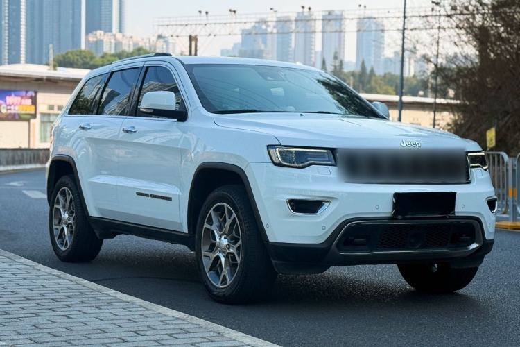 Used Jeep Grand Cherokee 2020 3.0L Elite Navigation Edition Exterior 1