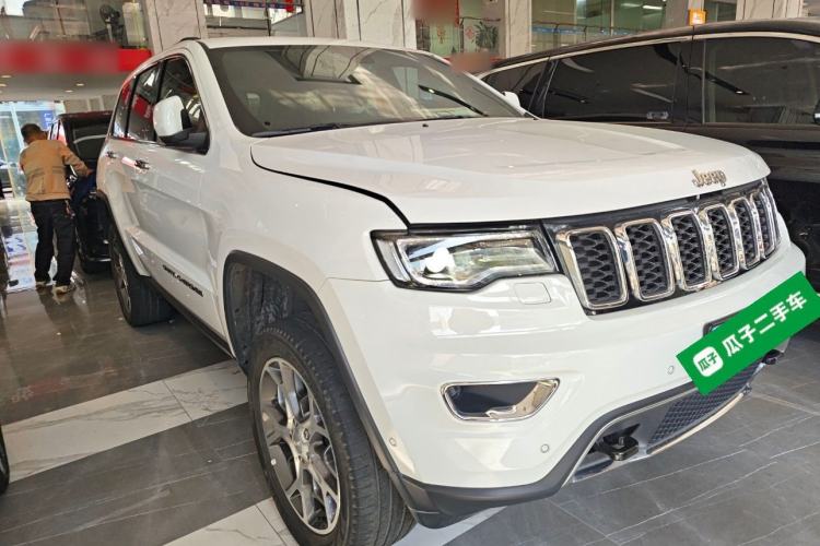 Used Jeep Grand Cherokee 2020 3.0L Elite Navigation Edition Exterior 2