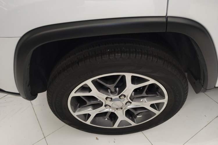 Used Jeep Grand Cherokee 2020 3.0L Elite Navigation Edition Exterior 4