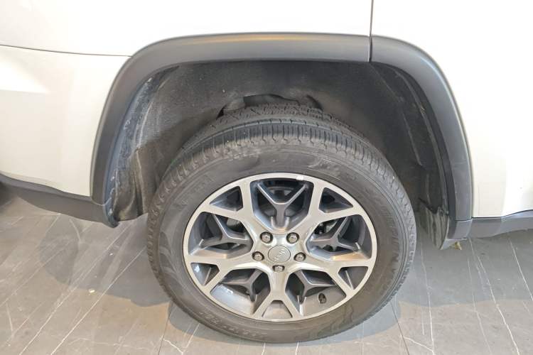 Used Jeep Grand Cherokee 2020 3.0L Elite Navigation Edition Exterior 8