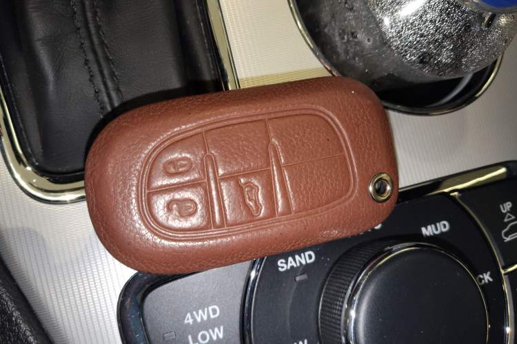 Used Jeep Grand Cherokee 2020 3.0L Elite Navigation Edition Interior 1