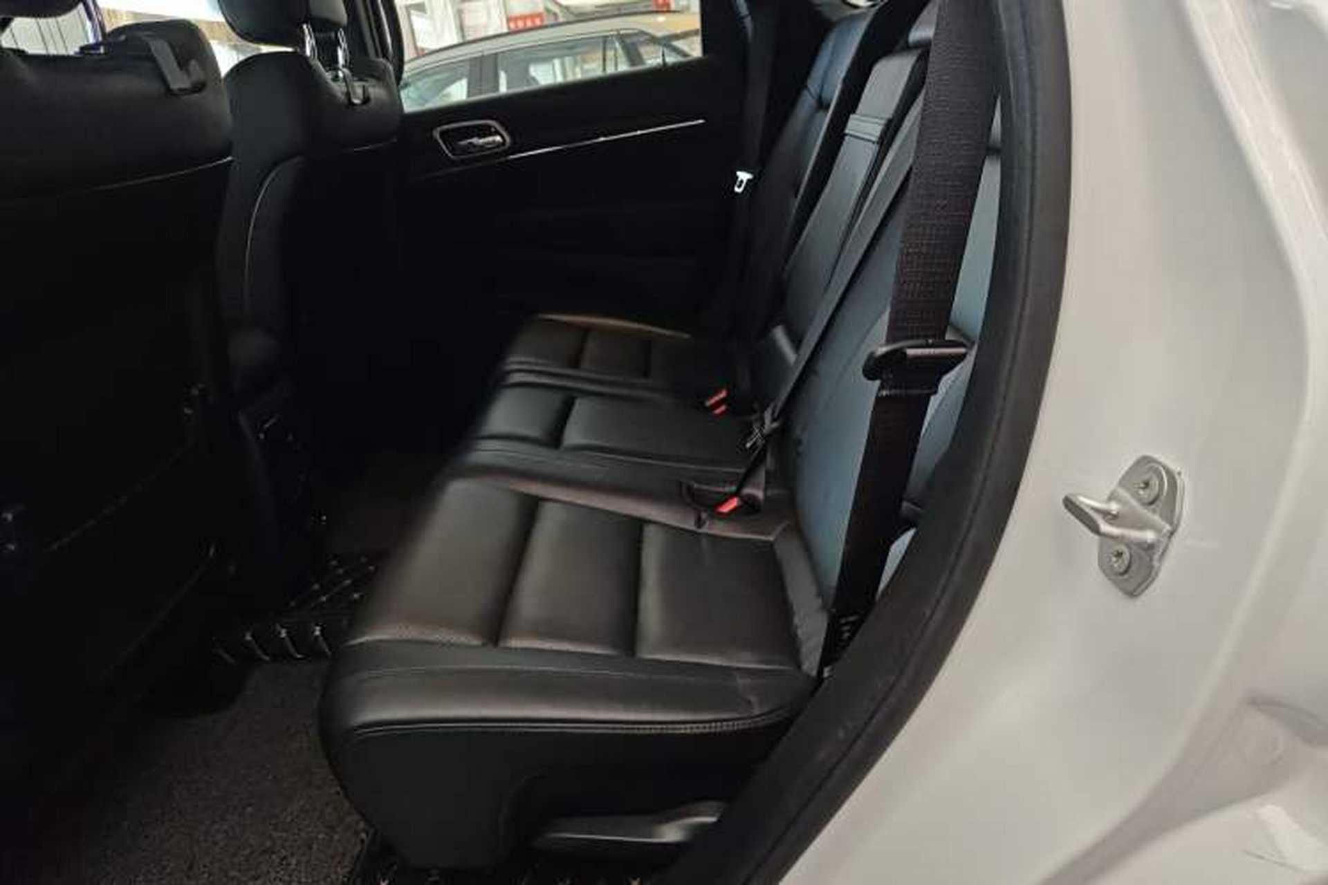 Used Jeep Grand Cherokee 2020 3.0L Elite Navigation Edition Interior 4