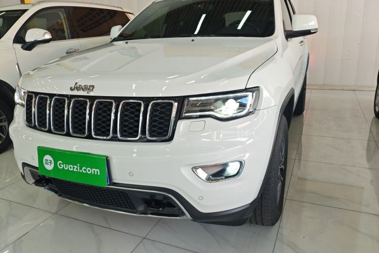 Used Jeep Grand Cherokee 2020 3.0L Professional Navigation Edition Left Front Headlight