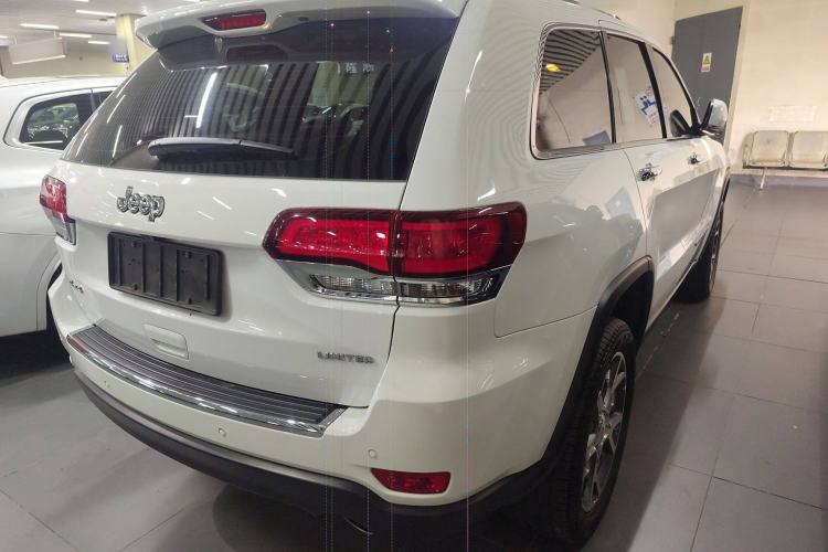 Used Jeep Grand Cherokee 2020 3.0L Elite Navigation Edition Rear Right 45 Deg