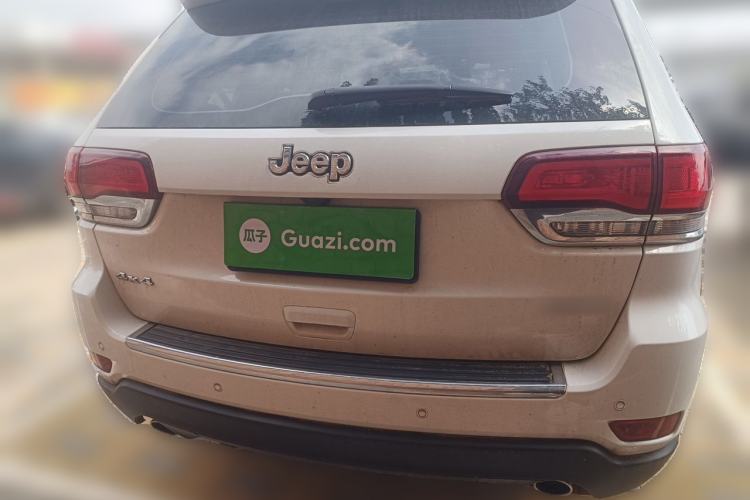 Used Jeep Grand Cherokee 2020 3.0L Elite Navigation Edition Rear