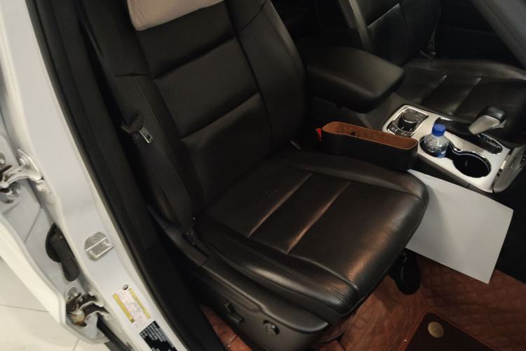 Used Jeep Grand Cherokee 2020 3.0L Elite Navigation Edition Right Front Seat