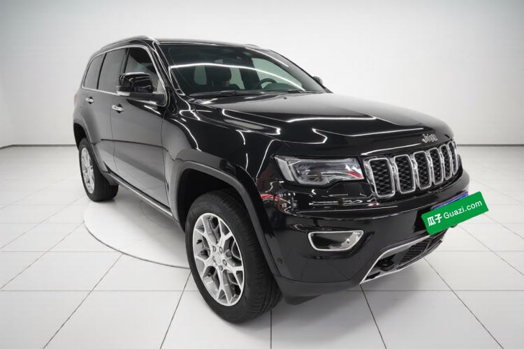Used Jeep Grand Cherokee 2021 3.0L 80th Anniversary Edition Exterior 1