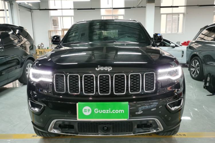 Used Jeep Grand Cherokee 2021 3.0L 80th Anniversary Edition Exterior 1
