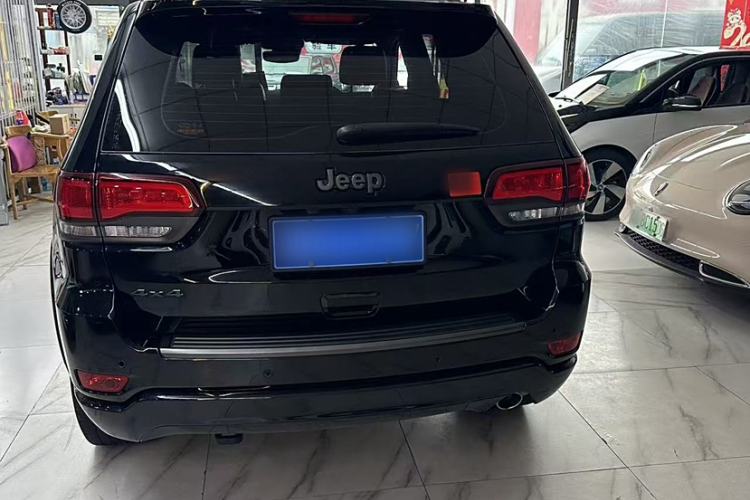 Used Jeep Grand Cherokee 2021 3.0L 80th Anniversary Edition Exterior 4