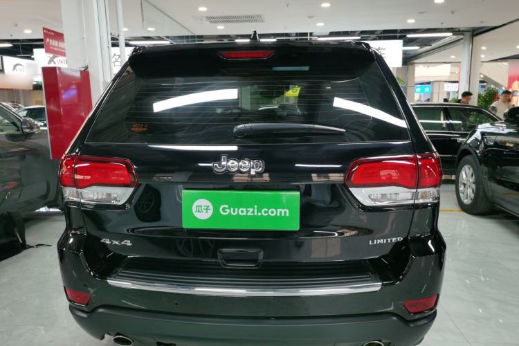 Used Jeep Grand Cherokee 2021 3.0L 80th Anniversary Edition Exterior 4