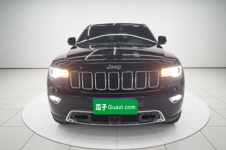Used Jeep Grand Cherokee 2021 3.0L 80th Anniversary Edition Front