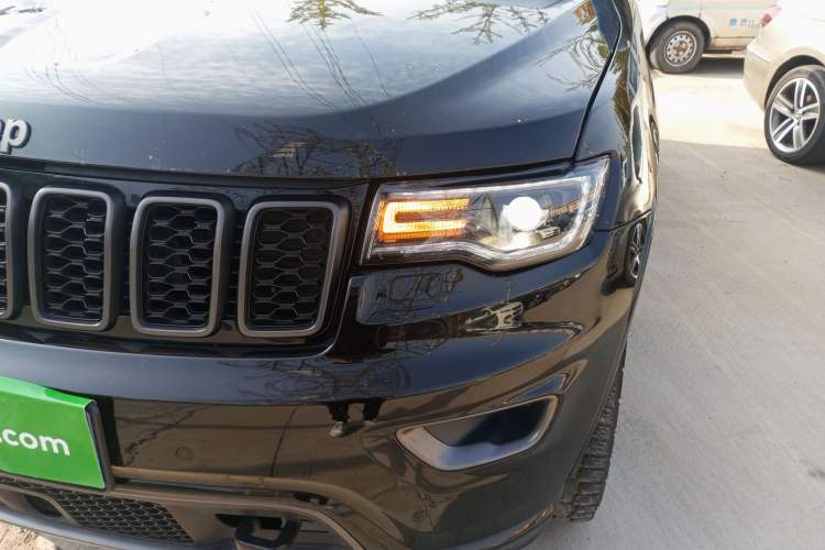 Used Jeep Grand Cherokee 2021 3.0L 80th Anniversary Edition Left Front Headlight
