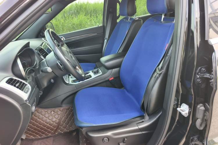 Used Jeep Grand Cherokee 2021 3.0L 80th Anniversary Edition Left Front Seat