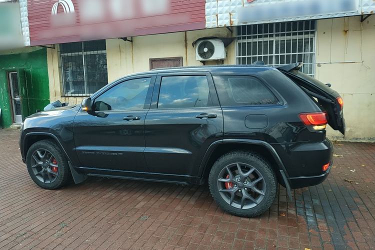 Used Jeep Grand Cherokee 2021 3.0L 80th Anniversary Edition Left Side