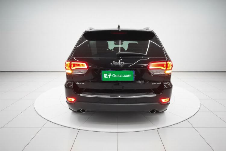 Used Jeep Grand Cherokee 2021 3.0L 80th Anniversary Edition Rear