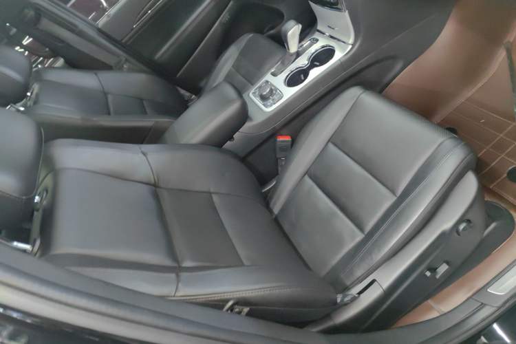 Used Jeep Grand Cherokee 2021 3.0L 80th Anniversary Edition Right Front Seat