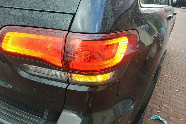 Used Jeep Grand Cherokee 2021 3.0L 80th Anniversary Edition Right Rear Taillight