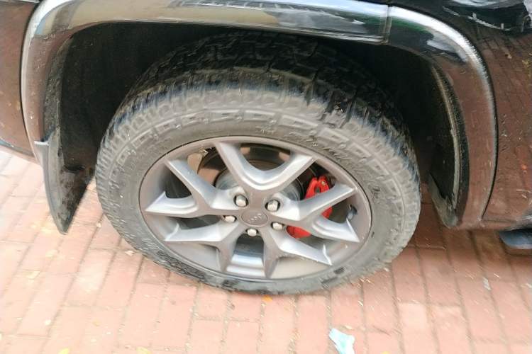 Used Jeep Grand Cherokee 2021 3.0L 80th Anniversary Edition Right Rear Wheel Hub