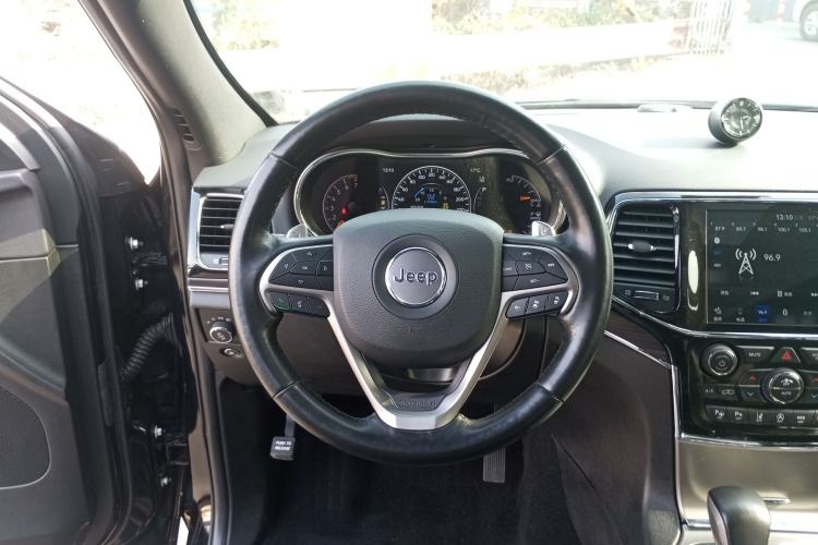 Used Jeep Grand Cherokee 2021 3.0L 80th Anniversary Edition Steering Wheel