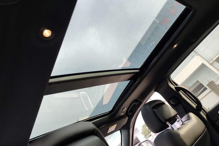 Used Jeep Grand Cherokee 2021 3.0L 80th Anniversary Edition Headliner