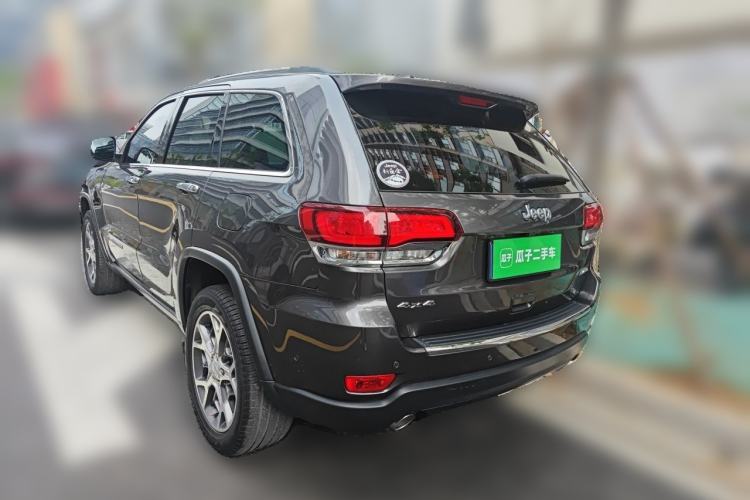 Used Jeep Grand Cherokee 2021 3.0L 80th Anniversary Edition Rear Left 45 Deg