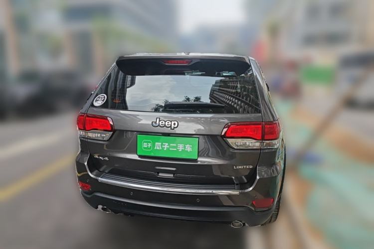 Used Jeep Grand Cherokee 2021 3.0L 80th Anniversary Edition Rear