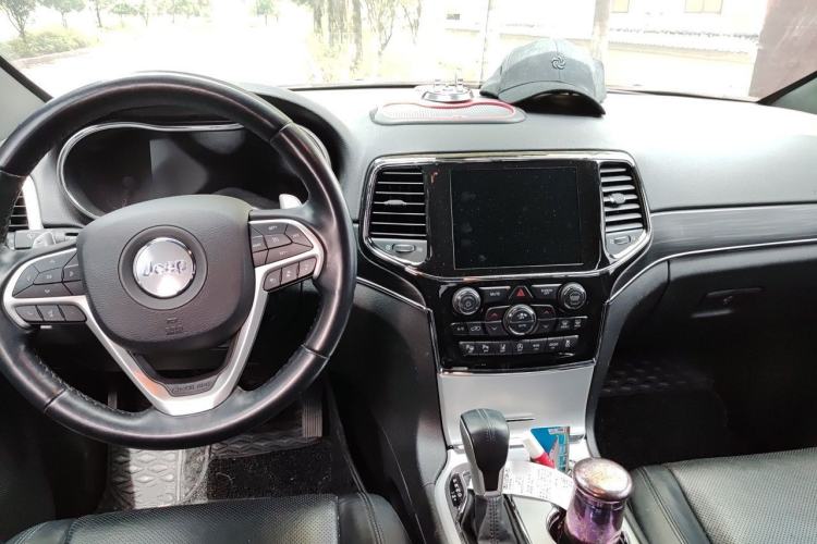 Used Jeep Grand Cherokee 2021 3.0L 80th Anniversary Edition Center Console