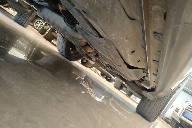Used Jeep Grand Cherokee  Chassis Front Left