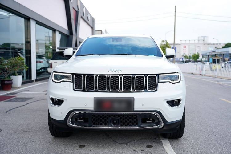 Used Jeep Grand Cherokee 2021 3.0L 80th Anniversary Edition Exterior 1