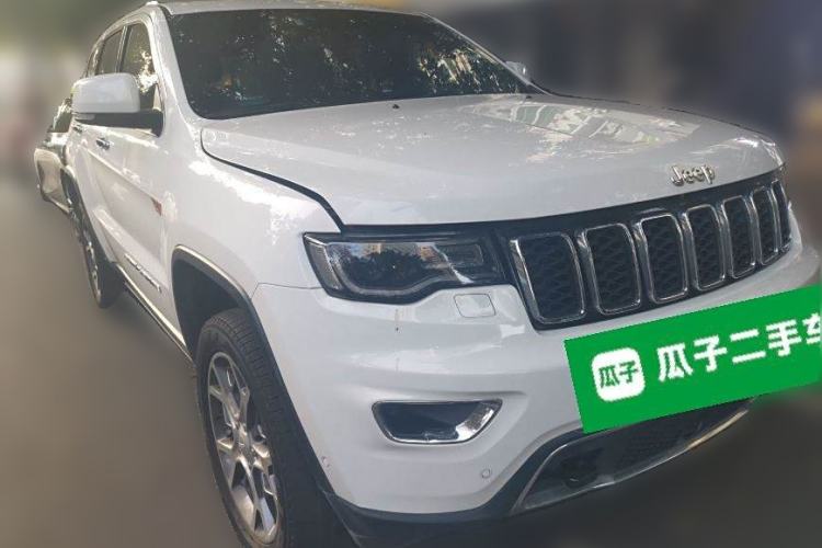 Used Jeep Grand Cherokee 2021 3.0L 80th Anniversary Edition Front Right 45 Deg