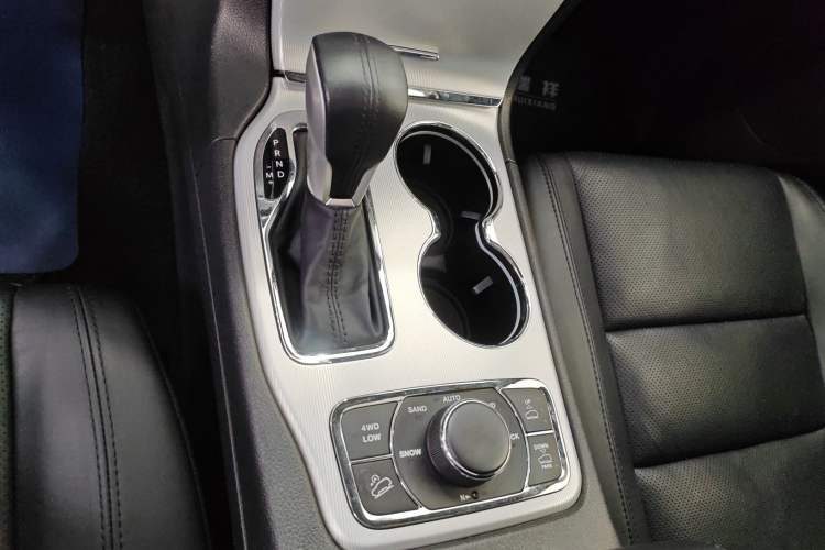 Used Jeep Grand Cherokee 2021 3.0L 80th Anniversary Edition Gear Lever