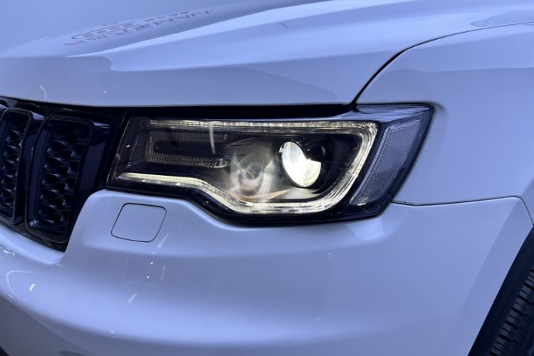 Used Jeep Grand Cherokee 2021 3.0L 80th Anniversary Edition Left Front Headlight