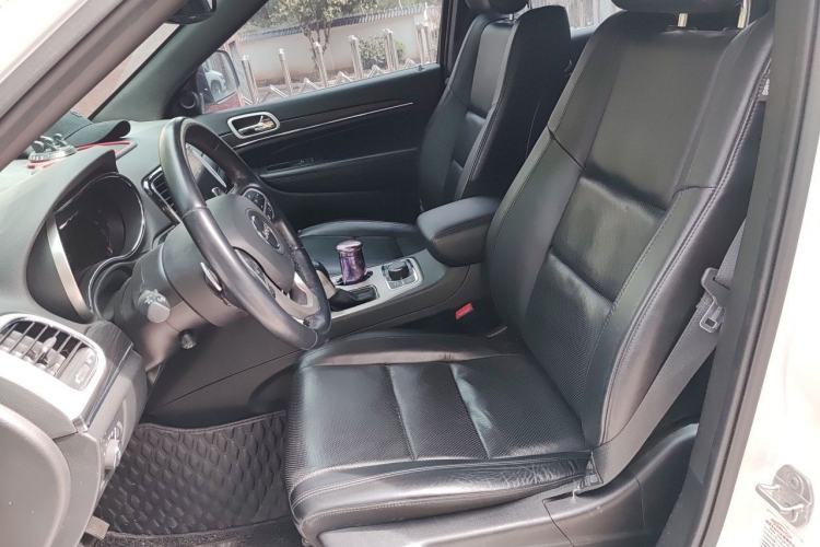 Used Jeep Grand Cherokee 2021 3.0L 80th Anniversary Edition Left Front Seat