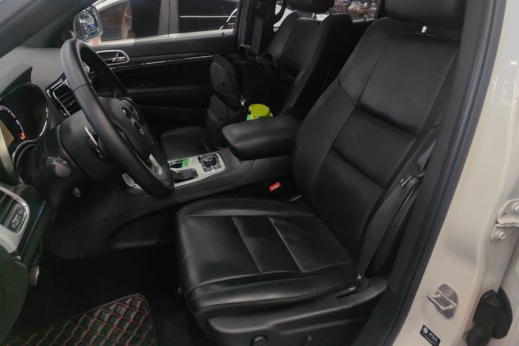 Used Jeep Grand Cherokee 2021 3.0L 80th Anniversary Edition Left Front Seat
