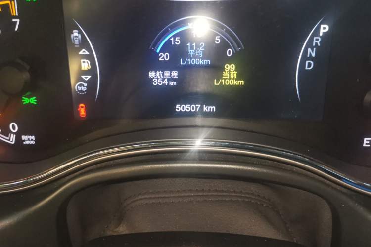 Used Jeep Grand Cherokee 2021 3.0L 80th Anniversary Edition Odometer Close Up