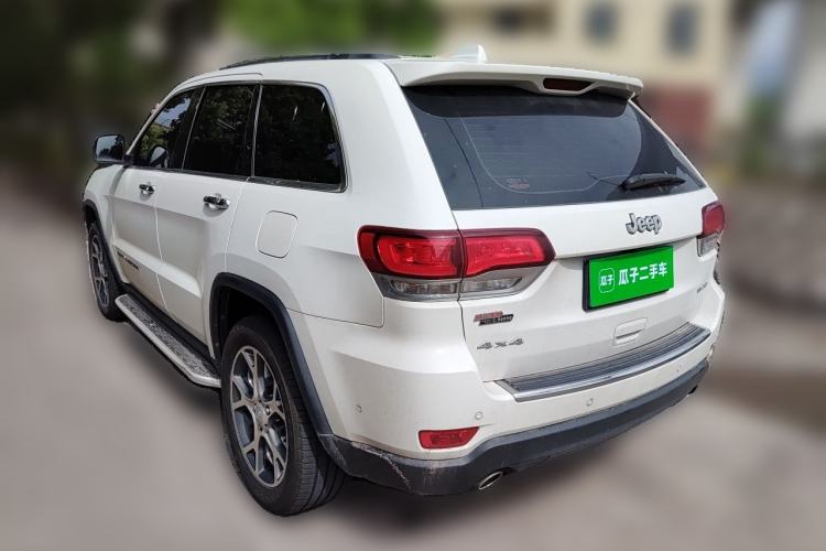 Used Jeep Grand Cherokee 2021 3.0L 80th Anniversary Edition Rear Left 45 Deg