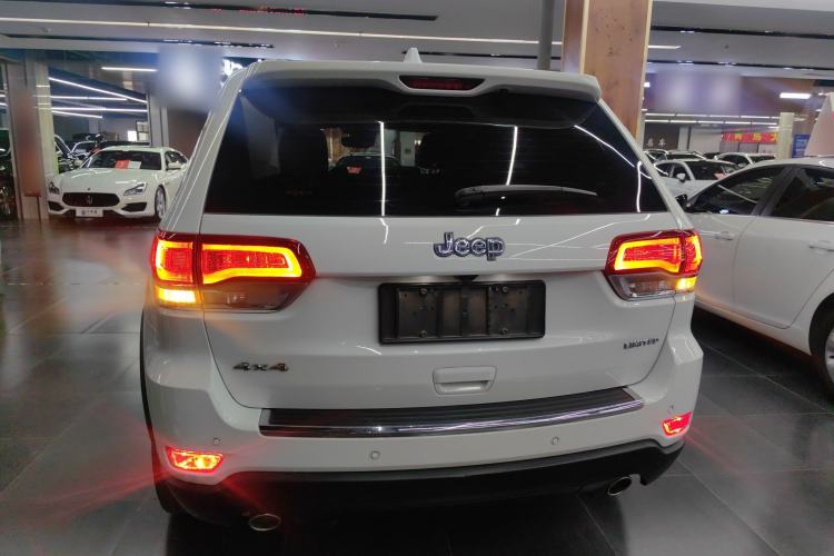 Used Jeep Grand Cherokee 2021 3.0L 80th Anniversary Edition Rear