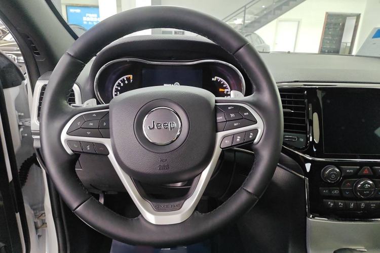 Used Jeep Grand Cherokee 2021 3.0L 80th Anniversary Edition Steering Wheel