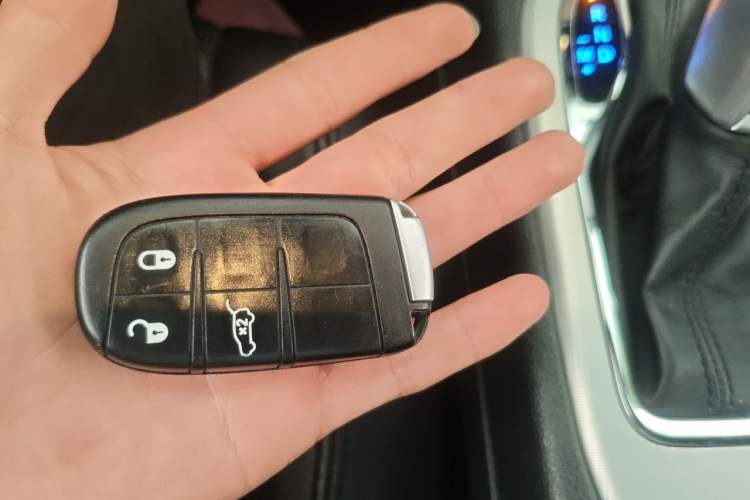 Used Jeep Grand Cherokee  Vehicle Key
