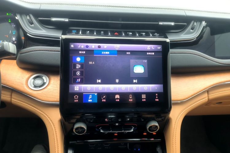Used Jeep Grand Cherokee New Energy 2023 4xe Summit Edition Audio And AC Panel