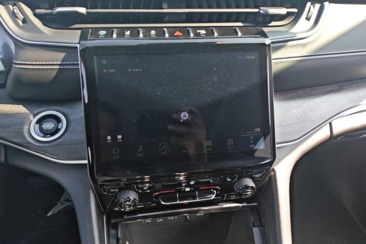 Used Jeep Grand Cherokee New Energy 2023 4xe Summit Edition Audio And AC Panel