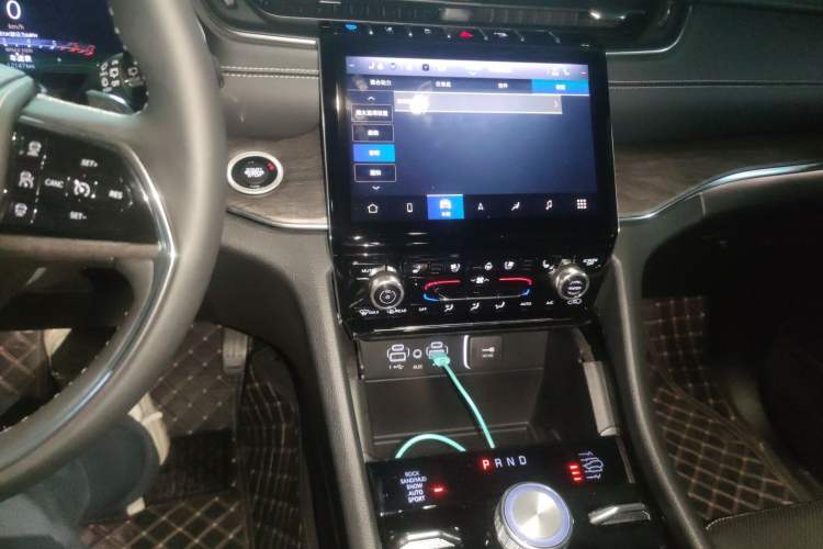 Used Jeep Grand Cherokee New Energy 2023 4xe Summit Edition Audio And AC Panel