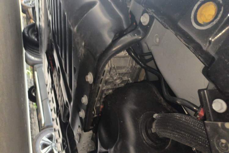 Used Jeep Grand Cherokee New Energy 2023 4xe Summit Edition Chassis Rear Left