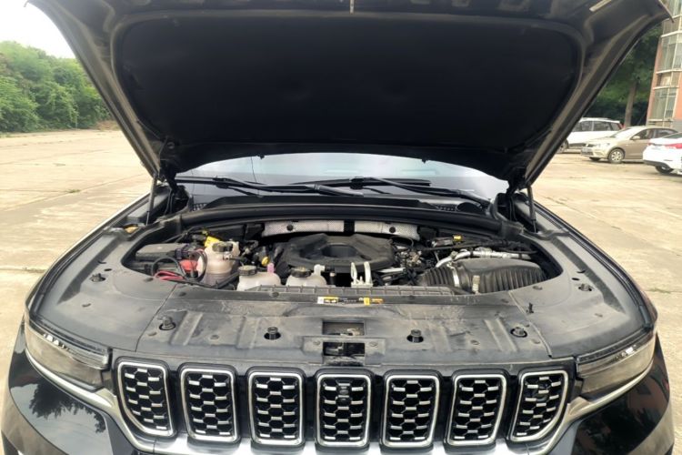 Used Jeep Grand Cherokee New Energy 2023 4xe Summit Edition Engine Bay