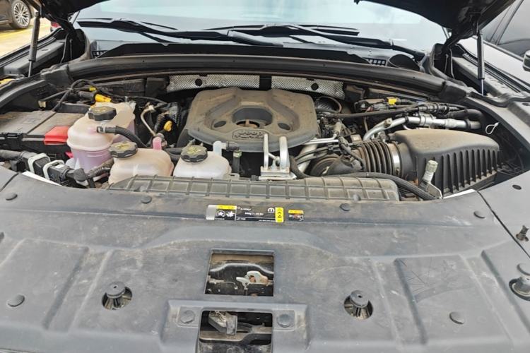 Used Jeep Grand Cherokee New Energy 2023 4xe Summit Edition Engine Bay